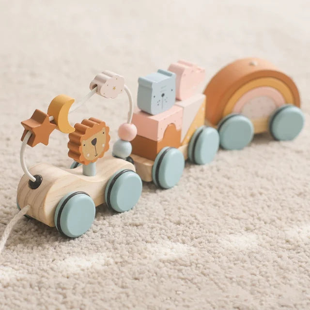 Wooden lion animal bead pull car toy set