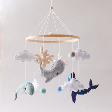 Newborn birth gift baby soothing grab bedside rattle baby soothing felt sea animal bed bell