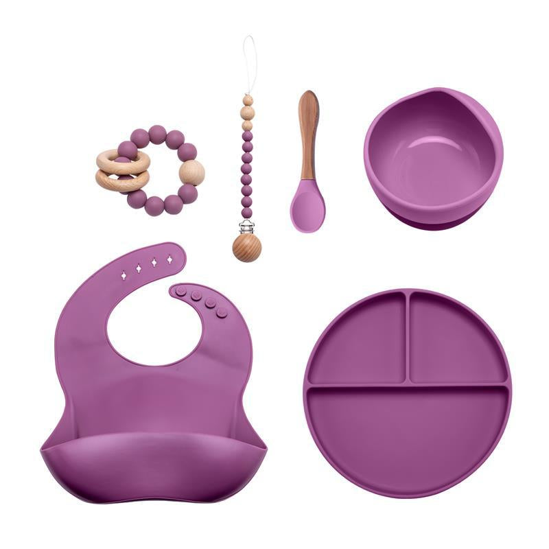 8-Piece Silicone feeding set with dummy clip